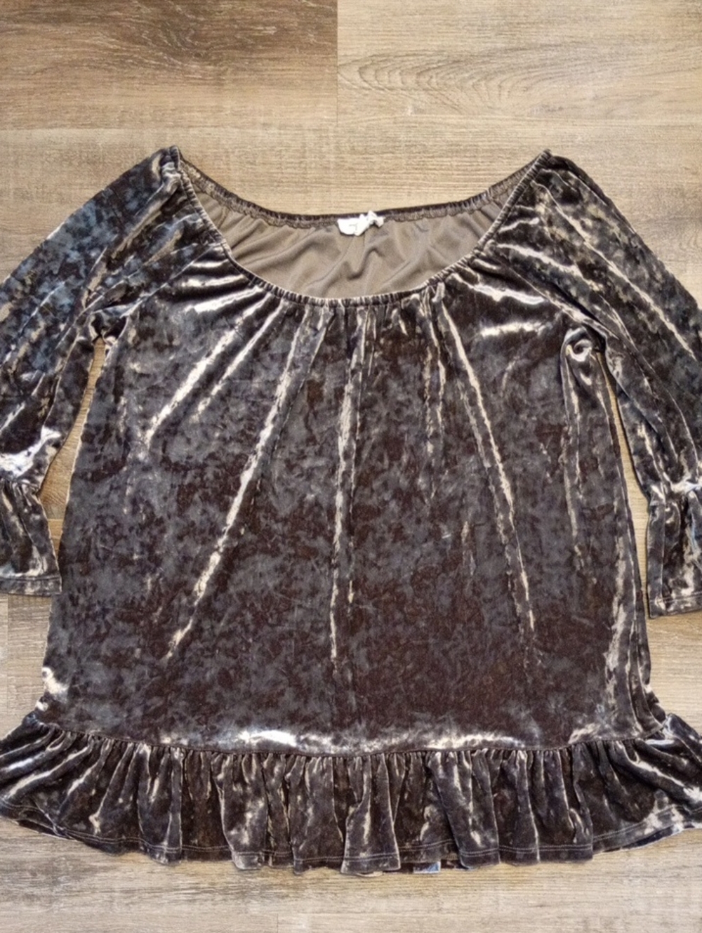 beachlunchlounge Crushed Velvet Ruffle Hem Top Charcoal Size Large